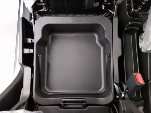 ハスラー ハイブリッドX 全方位モニター付メモリーナビ 届出済未使用車 DCBS(予防安全機能) キーレス LEDヘッドランプ 電動自動格納ドアミラー シートヒーター(運転席 助手席) 誤発進抑制機能 アルミホイール(34枚目)