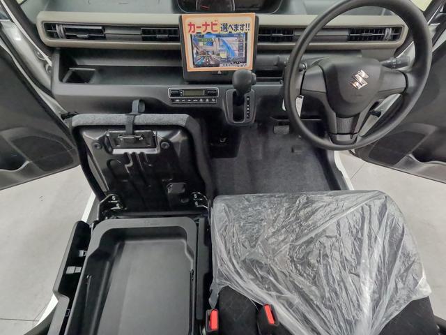 ワゴンR FX 届出済未使用車 DCBS(予防安全機能) 誤発進抑制機能 電動格納ドアミラー プッシュスタート キーレス 運転席シートヒーター ベンチシート オートエアコン 助手席シートアンダーボックス(9枚目)