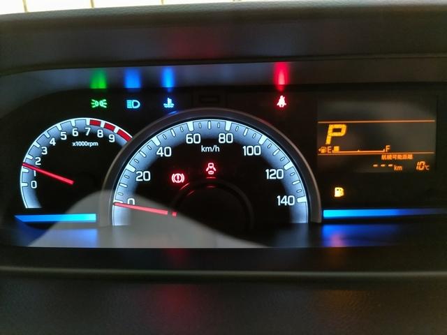 ワゴンR FX 届出済未使用車 DCBS(予防安全機能) 誤発進抑制機能 電動格納ドアミラー プッシュスタート キーレス 運転席シートヒーター ベンチシート オートエアコン 助手席シートアンダーボックス(15枚目)