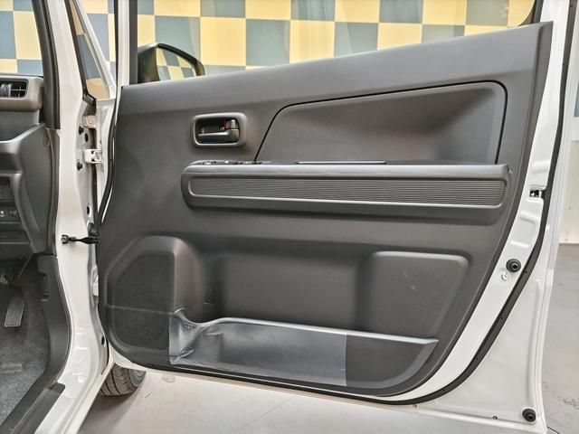 ワゴンR FX 届出済未使用車 DCBS(予防安全機能) 誤発進抑制機能 電動格納ドアミラー プッシュスタート キーレス 運転席シートヒーター ベンチシート オートエアコン 助手席シートアンダーボックス(47枚目)