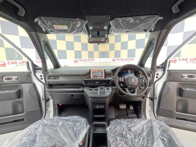 ステップワゴン ｅ：ＨＥＶスパーダ　プレミアムライン　７人乗り　登録済未使用車（8枚目）