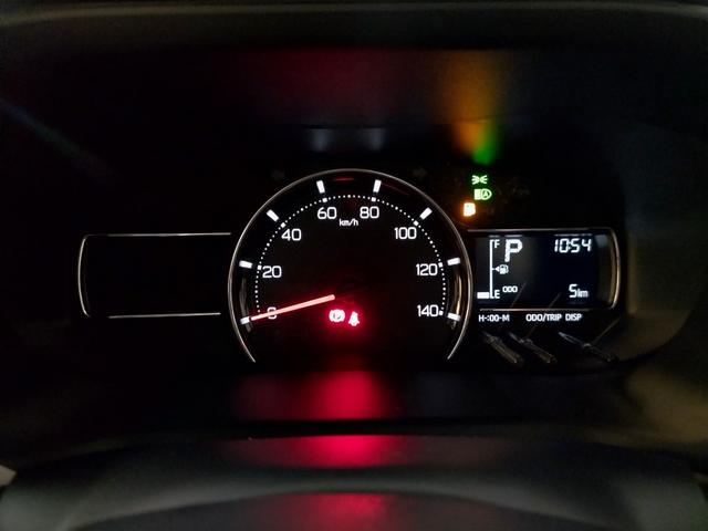 ムーヴ Ｘ　新型　スマートアシスト　届出済未使用車　キーフリー　プッシュスタート　左側パワースライドドア　ＬＥＤヘッドランプオートライト　左右分割リヤシート　ロングスライド／リクライニング　オート格納ドアミラー（12枚目）