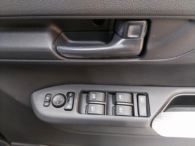 ムーヴ Ｘ　新型　スマートアシスト　届出済未使用車　キーフリー　プッシュスタート　左側パワースライドドア　ＬＥＤヘッドランプオートライト　左右分割リヤシート　ロングスライド／リクライニング　オート格納ドアミラー（21枚目）