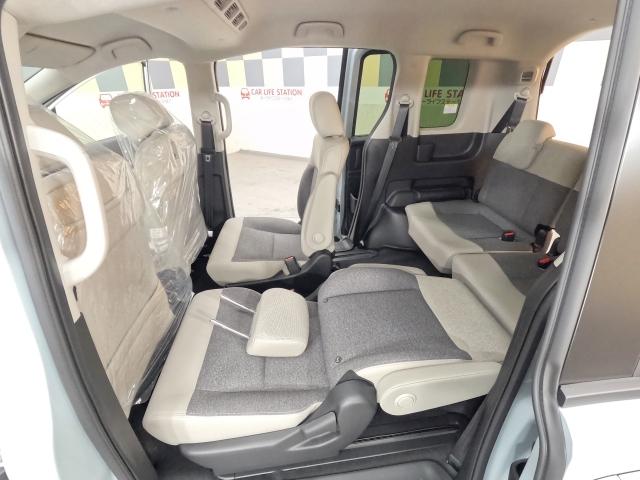 フリード ｅ：ＨＥＶエアー　ＥＸ　登録済未使用車（46枚目）