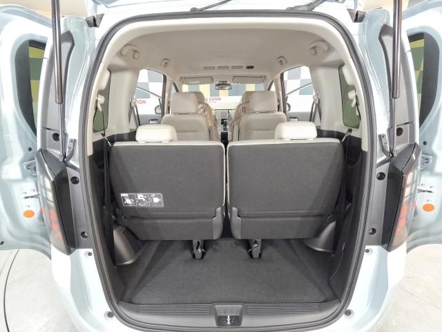 フリード ｅ：ＨＥＶエアー　ＥＸ　登録済未使用車（55枚目）