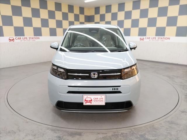 フリード ｅ：ＨＥＶエアー　ＥＸ　登録済未使用車（60枚目）