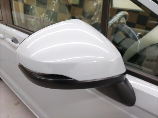 フリード ｅ：ＨＥＶエアー　ＥＸ　登録済未使用車（68枚目）