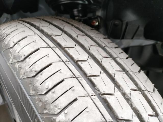 フリード ｅ：ＨＥＶエアー　ＥＸ　登録済未使用車（74枚目）