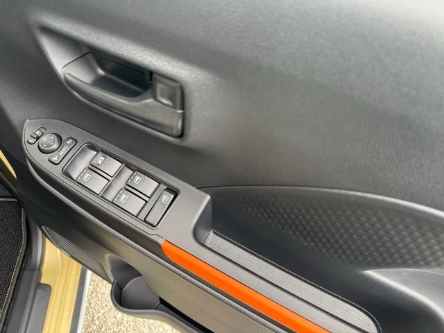 タント ファンクロス　ルーフキャリア　純正ナビ　ドライブレコーダー　ＥＴＣ　バックカメラ　両側電動スライドドア　足マット　シートカバー　バイザー　ドアハンドルプロテクト　ドアアウターハンドル　サイドアンダーガーニッシュ（38枚目）