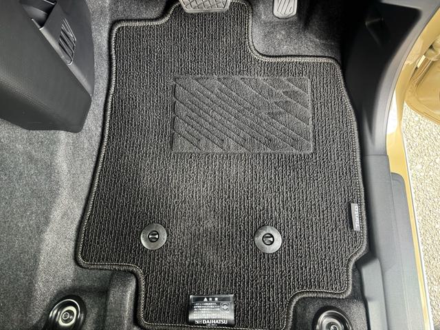 タント ファンクロス　ルーフキャリア　純正ナビ　ドライブレコーダー　ＥＴＣ　バックカメラ　両側電動スライドドア　足マット　シートカバー　バイザー　ドアハンドルプロテクト　ドアアウターハンドル　サイドアンダーガーニッシュ（46枚目）