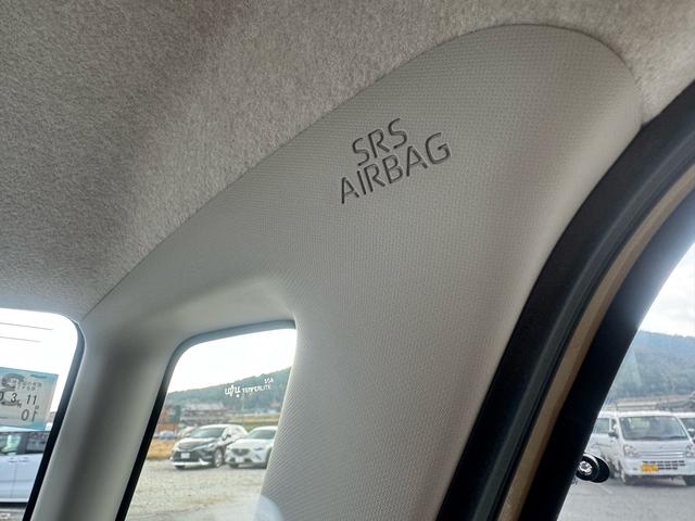 タント ファンクロス　ルーフキャリア　純正ナビ　ドライブレコーダー　ＥＴＣ　バックカメラ　両側電動スライドドア　足マット　シートカバー　バイザー　ドアハンドルプロテクト　ドアアウターハンドル　サイドアンダーガーニッシュ（52枚目）