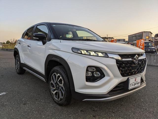 フロンクス １．５　全方位カメラディスプレイオーディオ　フルセグテレビ　ＨＤＭＩ入力　ＵＳＢポート　テレビキャンセラー　スズキコネクト　ＥＴＣ車載器　登録済未使用車　スズキセーフティサポート　スマホワイヤレス充電（3枚目）