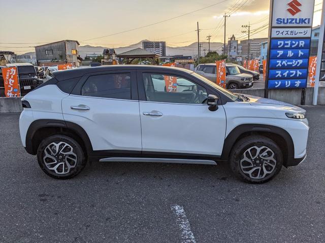 フロンクス １．５　全方位カメラディスプレイオーディオ　フルセグテレビ　ＨＤＭＩ入力　ＵＳＢポート　テレビキャンセラー　スズキコネクト　ＥＴＣ車載器　登録済未使用車　スズキセーフティサポート　スマホワイヤレス充電（4枚目）