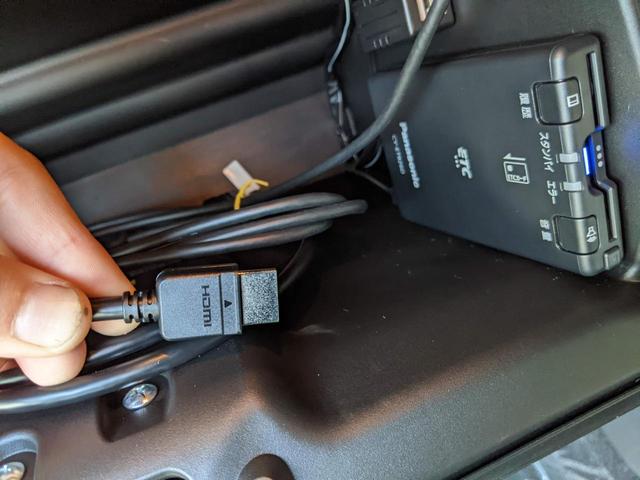 フロンクス １．５　全方位カメラディスプレイオーディオ　フルセグテレビ　ＨＤＭＩ入力　ＵＳＢポート　テレビキャンセラー　スズキコネクト　ＥＴＣ車載器　登録済未使用車　スズキセーフティサポート　スマホワイヤレス充電（41枚目）