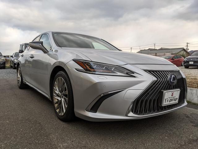 ES ES300h バージョンL 黒革エアシート サンルーフ マークレビンソンTVナビ パノラマビューモニター(3枚目)