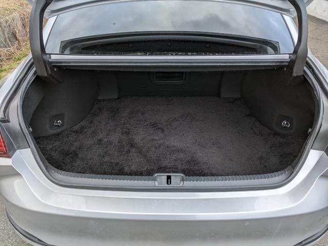 ES ES300h バージョンL 黒革エアシート サンルーフ マークレビンソンTVナビ パノラマビューモニター(7枚目)