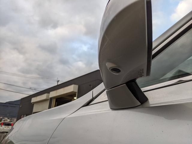 ES ES300h バージョンL 黒革エアシート サンルーフ マークレビンソンTVナビ パノラマビューモニター(17枚目)