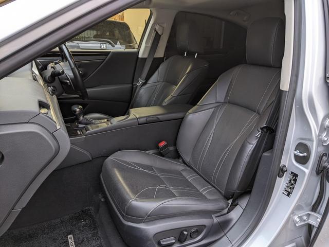 ES ES300h バージョンL 黒革エアシート サンルーフ マークレビンソンTVナビ パノラマビューモニター(31枚目)