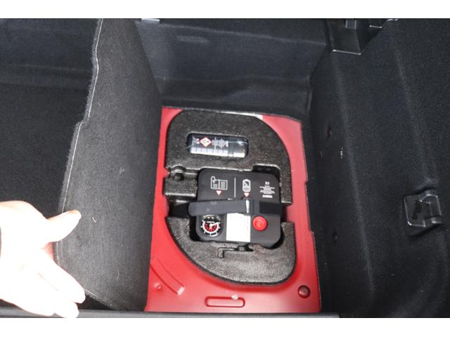 ＭＩＮＩ クーパー　禁煙車・ルーフブラック・純正ナビ・Ｂｌｕｅｔｏｏｔｈ・ＡＵＸ・ＵＳＢ・ラジオ・Ｒ１５ＡＷ・スマートキー・アイドリングストップ・ＥＴＣ・ＬＥＤヘッドライト・ＬＥＤフォグランプ・スタッドレスタイヤ付き（31枚目）