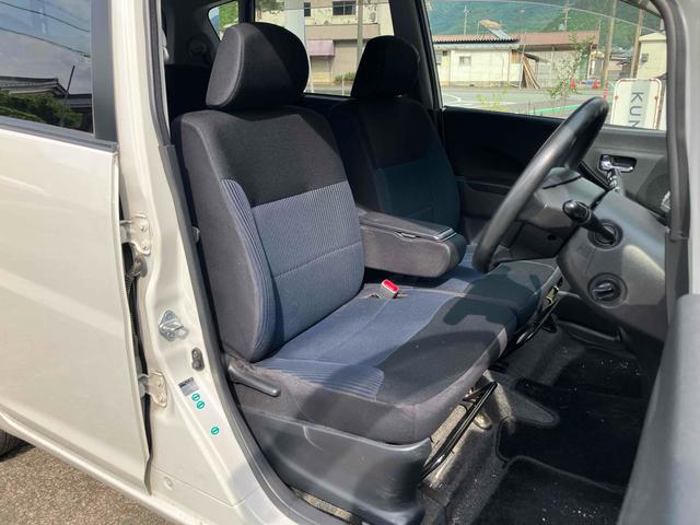 ムーヴ カスタム　Ｘ　ＥＴＣ　ナビ　ＴＶ　ＨＩＤ　スマートキー　電動格納ミラー　ベンチシート　ＡＴ　盗難防止システム　ＡＢＳ　ＣＤ　アルミホイール　衝突安全ボディ　エアコン　パワーステアリング　パワーウィンドウ（39枚目）
