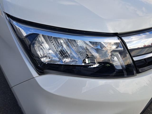 ルーミー Ｇ　Ｂｌｕｅｔｏｏｔｈ　新品タイヤ　新品バッテリー　ＥＴＣ（13枚目）