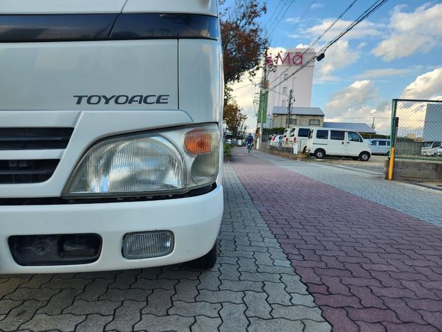 トヨエース 　ジャストロー　ダブルタイヤ　積載量１５００キロ　軽油　ＭＴ　ワンセグＴＶ（9枚目）