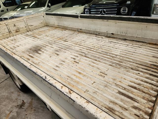 トヨエース 　ジャストロー　ダブルタイヤ　積載量１５００キロ　軽油　ＭＴ　ワンセグＴＶ（30枚目）