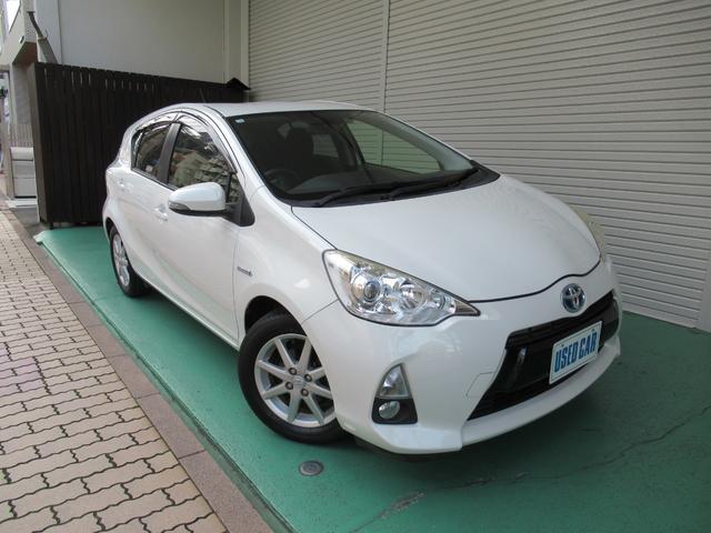 アクア Ｇ　ライムホワイトパールクリスタルシャイン　実走行４２０００ｋｍ台　シートヒーター　トヨタ純正ナビＴＶ　Ｂｌｕｅｔｏｏｔｈオーディオ　ハンズフリー　バックカメラ　ＥＴＣ　スマートキー　ワンオーナー　禁煙（7枚目）