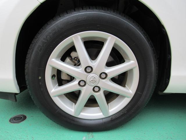 アクア Ｇ　ライムホワイトパールクリスタルシャイン　実走行４２０００ｋｍ台　シートヒーター　トヨタ純正ナビＴＶ　Ｂｌｕｅｔｏｏｔｈオーディオ　ハンズフリー　バックカメラ　ＥＴＣ　スマートキー　ワンオーナー　禁煙（13枚目）