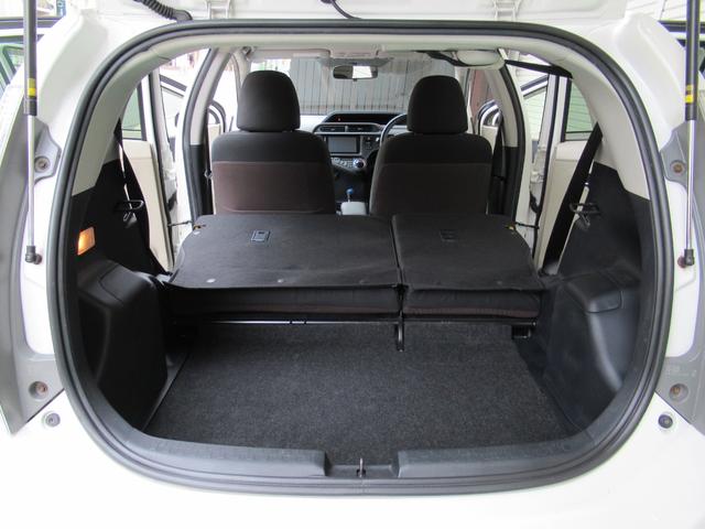 アクア Ｇ　ライムホワイトパールクリスタルシャイン　実走行４２０００ｋｍ台　シートヒーター　トヨタ純正ナビＴＶ　Ｂｌｕｅｔｏｏｔｈオーディオ　ハンズフリー　バックカメラ　ＥＴＣ　スマートキー　ワンオーナー　禁煙（24枚目）