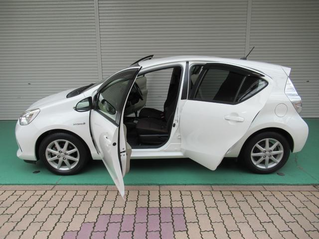 アクア Ｇ　ライムホワイトパールクリスタルシャイン　実走行４２０００ｋｍ台　シートヒーター　トヨタ純正ナビＴＶ　Ｂｌｕｅｔｏｏｔｈオーディオ　ハンズフリー　バックカメラ　ＥＴＣ　スマートキー　ワンオーナー　禁煙（75枚目）