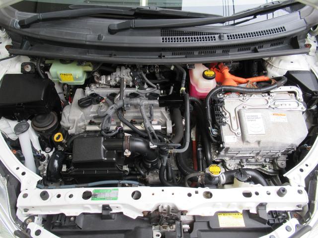 アクア Ｇ　ライムホワイトパールクリスタルシャイン　実走行４２０００ｋｍ台　シートヒーター　トヨタ純正ナビＴＶ　Ｂｌｕｅｔｏｏｔｈオーディオ　ハンズフリー　バックカメラ　ＥＴＣ　スマートキー　ワンオーナー　禁煙（77枚目）