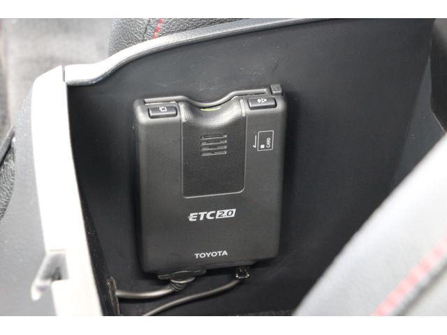ハイラックス Z GRスポーツ 4WD トラック AT 衝突被害軽減システム クリアランスソナー オートクルーズコントロール レーンアシスト ドライブレコーダー ナビ 全周囲カメラ スマートキー アイドリングストップ 電動格納ミラー(8枚目)