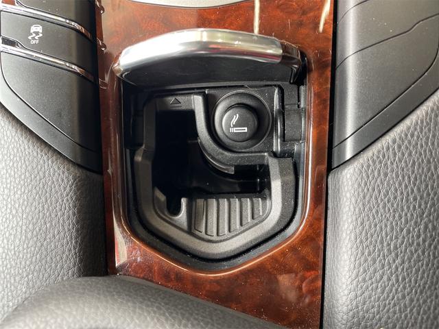 パナメーラ Ｓ　ハイブリッド　ＥＴＣ　クリアランスソナー　オートクルーズコントロール　バックカメラ　ナビ　フルセグＴＶ　アルミホイール　オートライト　ＨＩＤ　サンルーフ　ＡＴ　シートヒーター　シートエアコン　キーレスエントリー（65枚目）