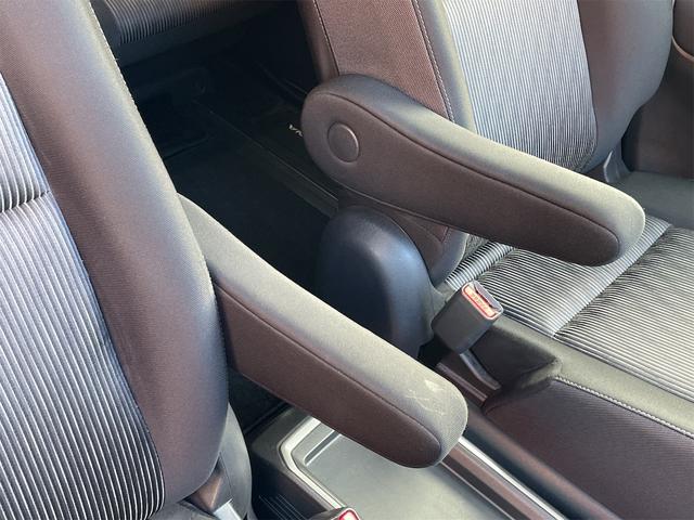 セレナ e-パワー ハイウェイスターV アーバンクロム セーフティパックA 寒冷地仕様 プロパイロット 両側ハンズフリーパワースライドドア アラウンドビューモニター 9型ナビ フルセグTV デジタルインナーミラー シートヒーター リヤオートエアコン(35枚目)