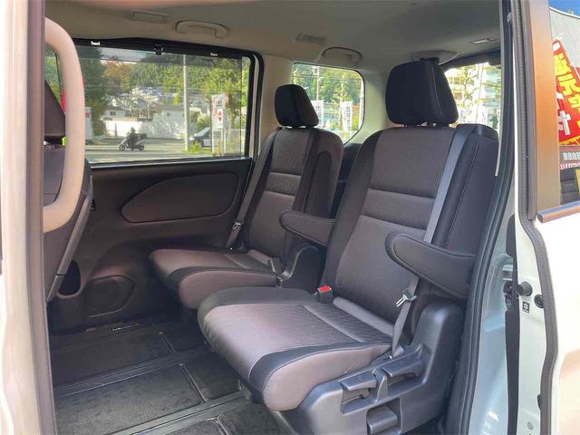 セレナ e-パワー ハイウェイスターV アーバンクロム セーフティパックA 寒冷地仕様 プロパイロット 両側ハンズフリーパワースライドドア アラウンドビューモニター 9型ナビ フルセグTV デジタルインナーミラー シートヒーター リヤオートエアコン(40枚目)