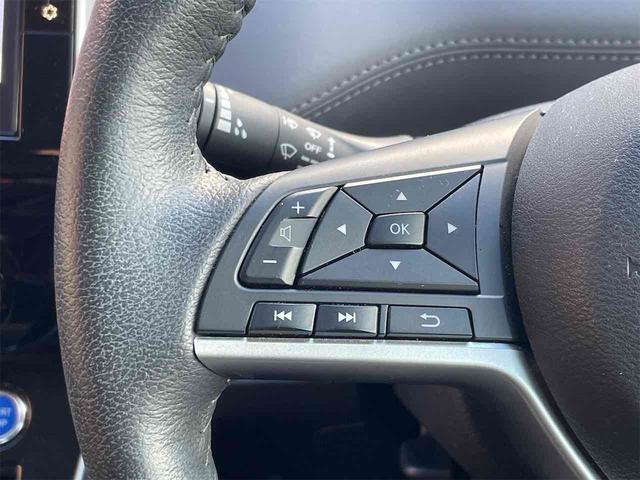 セレナ e-パワー ハイウェイスターV アーバンクロム セーフティパックA 寒冷地仕様 プロパイロット 両側ハンズフリーパワースライドドア アラウンドビューモニター 9型ナビ フルセグTV デジタルインナーミラー シートヒーター リヤオートエアコン(55枚目)