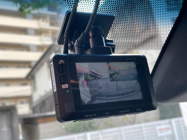 ランドクルーザープラド TX 4WD TRDエアロ TRDマフラー ムーンルーフ 前後ドライブレコーダー ETC バックカメラ クリアランスソナー レーダークルーズ LDA RSA ナビ フルセグTV オートマチックハイビーム(6枚目)