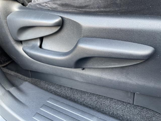 ランドクルーザープラド TX 4WD TRDエアロ TRDマフラー ムーンルーフ 前後ドライブレコーダー ETC バックカメラ クリアランスソナー レーダークルーズ LDA RSA ナビ フルセグTV オートマチックハイビーム(38枚目)