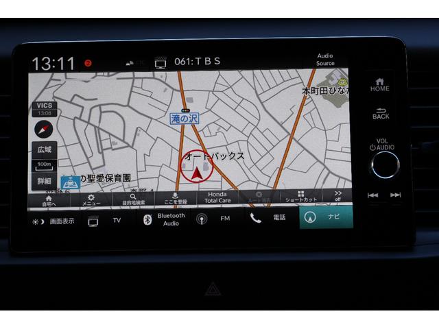 フィット e:HEVホーム ドライブレコーダー バックカメラ ナビ TV クリアランスソナー オートクルーズコントロール レーンアシスト 衝突被害軽減システム アルミホイール オートライト LEDヘッドランプ スマートキー(6枚目)