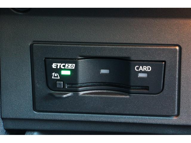 Ｔ－クロス ＴＳＩ　アクティブ　バックカメラ　クリアランスソナー　パークアシスト　衝突被害軽減システム　ナビ　オートライト　ＬＥＤヘッドランプ　アルミホイール　スマートキー　アイドリングストップ　ＡＴ　盗難防止システム　ＡＢＳ（22枚目）