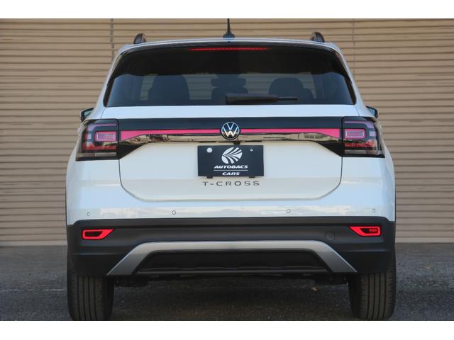 Ｔ－クロス ＴＳＩ　アクティブ　バックカメラ　クリアランスソナー　パークアシスト　衝突被害軽減システム　ナビ　オートライト　ＬＥＤヘッドランプ　アルミホイール　スマートキー　アイドリングストップ　ＡＴ　盗難防止システム　ＡＢＳ（31枚目）