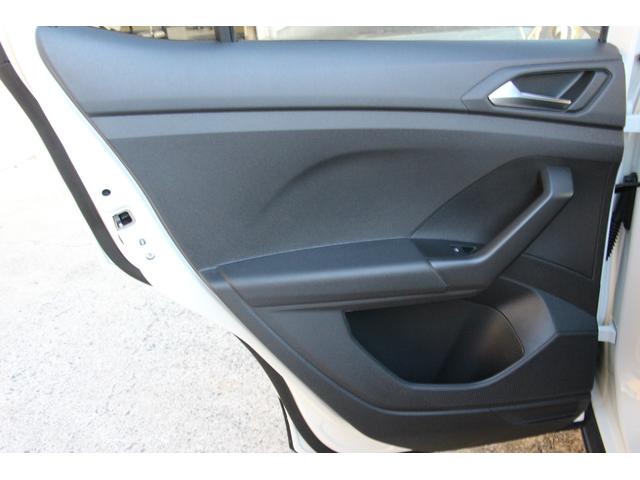 Ｔ－クロス ＴＳＩ　アクティブ　バックカメラ　クリアランスソナー　パークアシスト　衝突被害軽減システム　ナビ　オートライト　ＬＥＤヘッドランプ　アルミホイール　スマートキー　アイドリングストップ　ＡＴ　盗難防止システム　ＡＢＳ（53枚目）