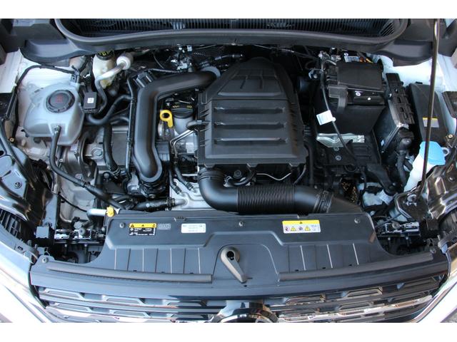 Ｔ－クロス ＴＳＩ　アクティブ　バックカメラ　クリアランスソナー　パークアシスト　衝突被害軽減システム　ナビ　オートライト　ＬＥＤヘッドランプ　アルミホイール　スマートキー　アイドリングストップ　ＡＴ　盗難防止システム　ＡＢＳ（62枚目）