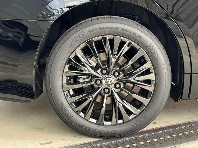 ヴェルファイア Ｚ　プレミア　登録済み未使用車　両側電動スライドドア　ガラスル－フ　全周囲カメラ　フルセグナビ　クリアランスソナー　アダプティブクルーズコントロール　レーンキープアシスト　パワシート　シートヒーター　オットマン（24枚目）