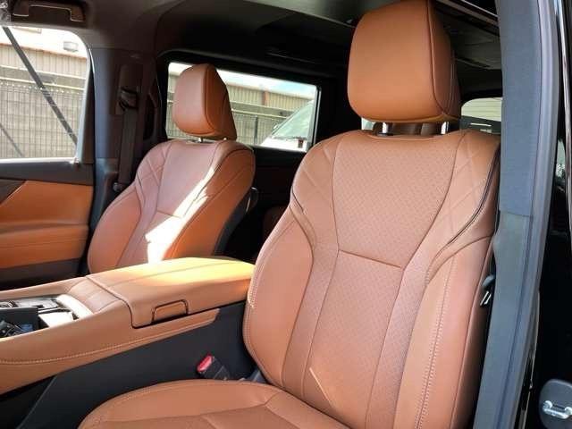 ヴェルファイア Ｚ　プレミア　登録済み未使用車　両側電動スライドドア　ガラスル－フ　全周囲カメラ　フルセグナビ　クリアランスソナー　アダプティブクルーズコントロール　レーンキープアシスト　パワシート　シートヒーター　オットマン（39枚目）