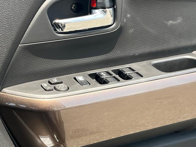 クロスビー ハイブリッドＭＺ　ブラウンアクセントパッケージ装着車　全方囲カメラ　ＬＥＤ　コ－ナ－センサ－　（キャラバンアイボリーＰＭ　ホワイト２トーンＲ（61枚目）