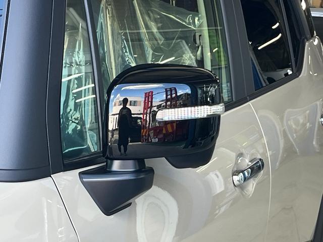 クロスビー ハイブリッドMZ ブラウンアクセントパッケージ装着車 全方位カメラ LEDヘッドライト コーナーセンサー レーンキープアシスト 衝突被害軽減ブレーキ スマートキー USB 純正AW (ベージュブラック)(18枚目)