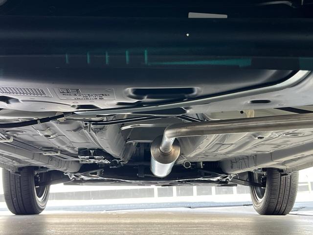 クロスビー ハイブリッドMZ ブラウンアクセントパッケージ装着車 全方位カメラ LEDヘッドライト コーナーセンサー レーンキープアシスト 衝突被害軽減ブレーキ スマートキー USB 純正AW (ベージュブラック)(31枚目)