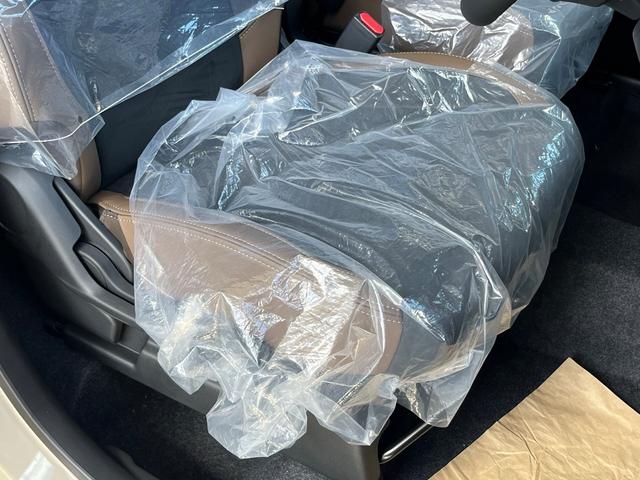 クロスビー ハイブリッドMZ ブラウンアクセントパッケージ装着車 全方位カメラ LEDヘッドライト コーナーセンサー レーンキープアシスト 衝突被害軽減ブレーキ スマートキー USB 純正AW (ベージュブラック)(38枚目)